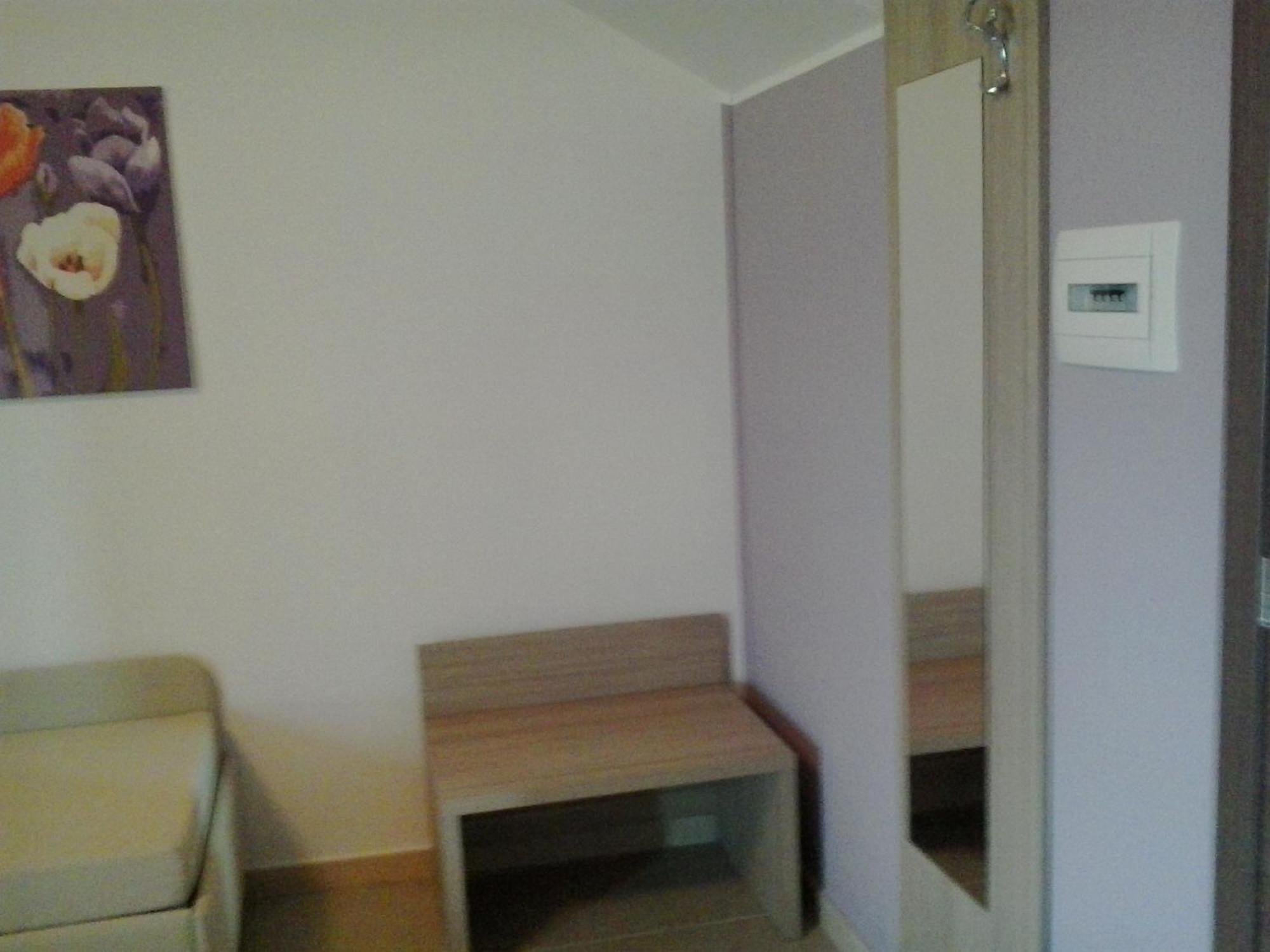 La Maison Rouge 4*