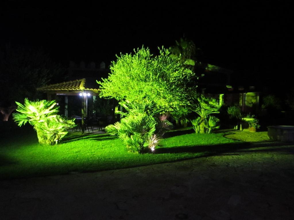 Pensión La Maison Rouge 4*